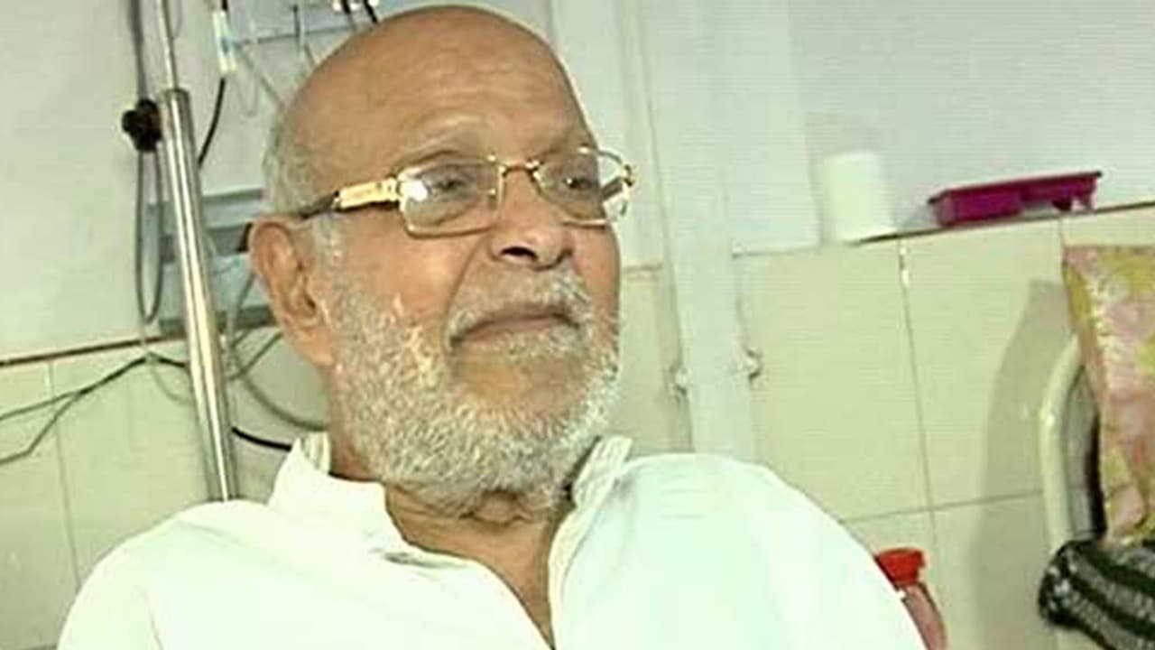 മഹാത്മാഗാന്ധിയുടെ ചെറുമകനും ഭാര്യയും കഴിയുന്നത് വൃദ്ധസദനത്തില് മഹാത്മാഗാന്ധിയുടെ ചെറുമകനും ഭാര്യയും കഴിയുന്നത് വൃദ്ധസദനത്തില്