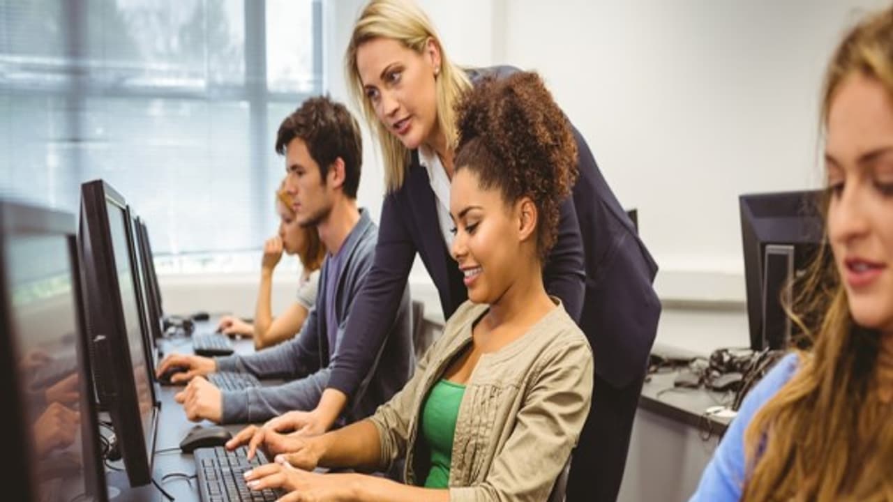 சாப்ட்வேர் துறையில் அதிக சம்பளம் வாங்க வேண்டுமா? அப்போ நீங்க படிக்கவேண்டிய டெக்னாலஜி இதுதான்...! சாப்ட்வேர் துறையில் அதிக சம்பளம் வாங்க வேண்டுமா? அப்போ நீங்க படிக்கவேண்டிய டெக்னாலஜி இதுதான்...!