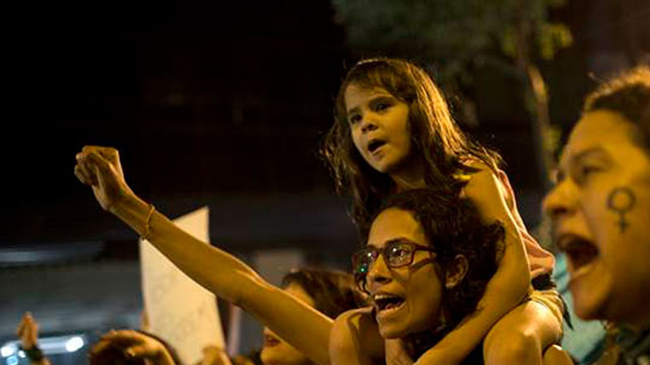 'പണക്കാര് ഗര്ഭച്ഛിദ്രം നടത്തും, പാവങ്ങള് മരിക്കും' 'പണക്കാര് ഗര്ഭച്ഛിദ്രം നടത്തും, പാവങ്ങള് മരിക്കും'