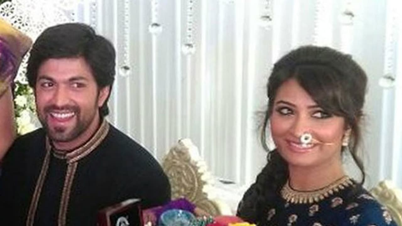 ಯಶ್ ರಾಧಿಕಾ ಮದುವೆಗೆ ಅರಮನೆಯ ಅದ್ದೂರಿ ಸೆಟ್ ಯಶ್ ರಾಧಿಕಾ ಮದುವೆಗೆ ಅರಮನೆಯ ಅದ್ದೂರಿ ಸೆಟ್