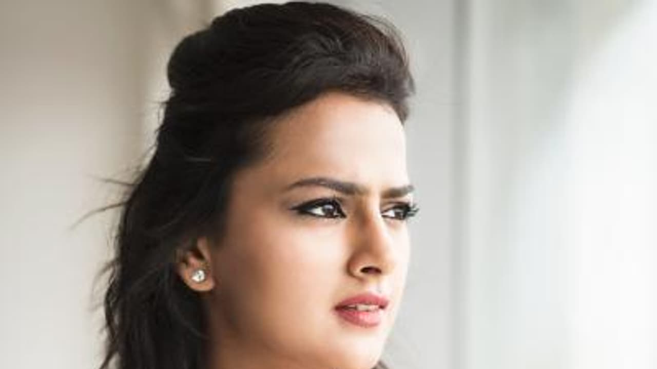 పిల్లలను కనొద్దని నిర్ణయించుకున్నా.. హీరోయిన్ కామెంట్స్! పిల్లలను కనొద్దని నిర్ణయించుకున్నా.. హీరోయిన్ కామెంట్స్!