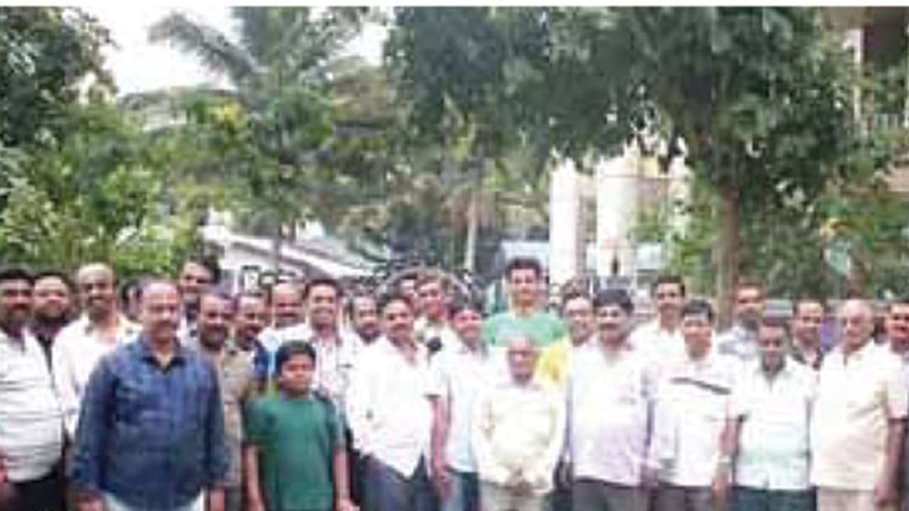 ಭಿನ್ನಮತ ತಣ್ಣಗಾಗಿಸಲು ಬಿಜೆಪಿ ಹರಸಾಹಸ ಭಿನ್ನಮತ ತಣ್ಣಗಾಗಿಸಲು ಬಿಜೆಪಿ ಹರಸಾಹಸ