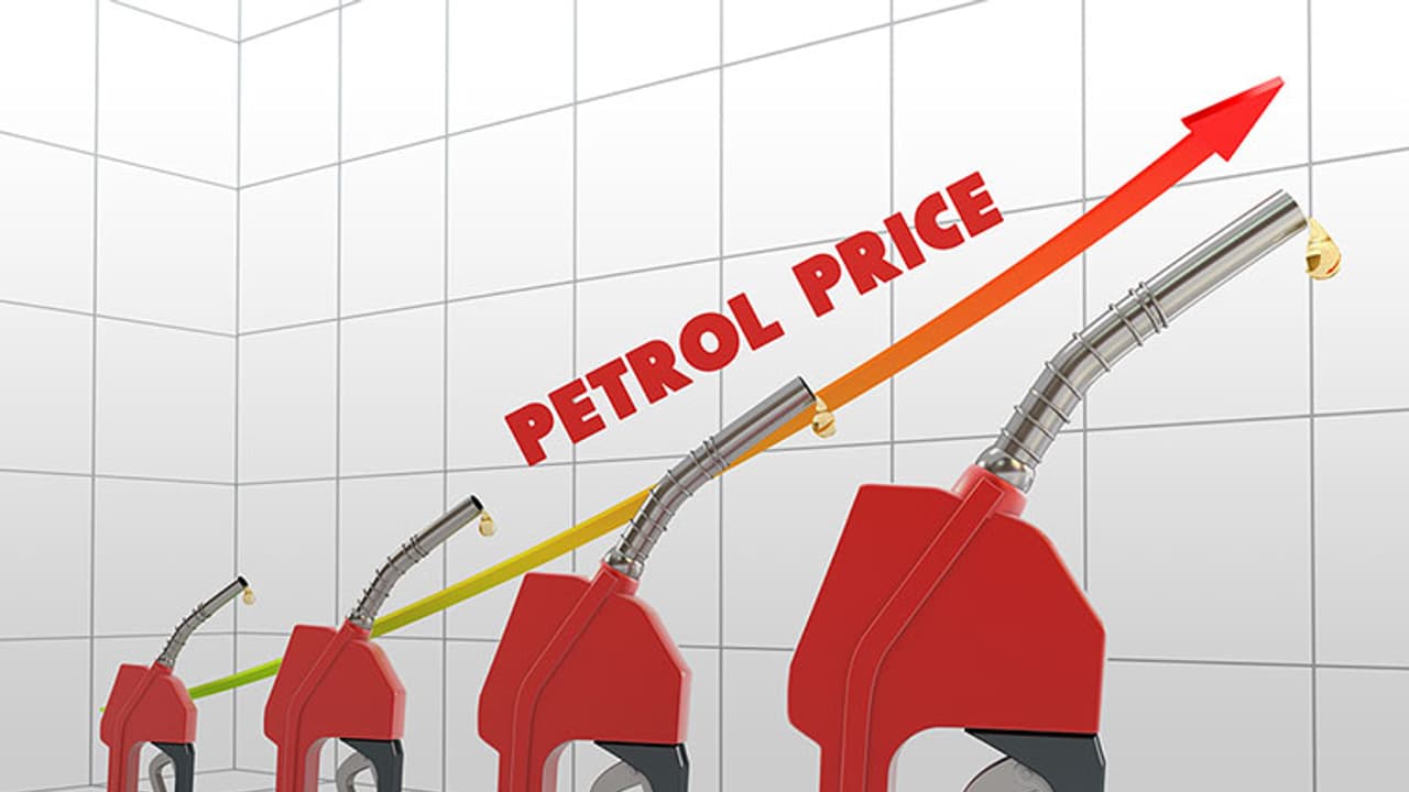 You will pay lesser if petrol, diesel is brought under GST, but Centre in no mood to do so You will pay lesser if petrol, diesel is brought under GST, but Centre in no mood to do so