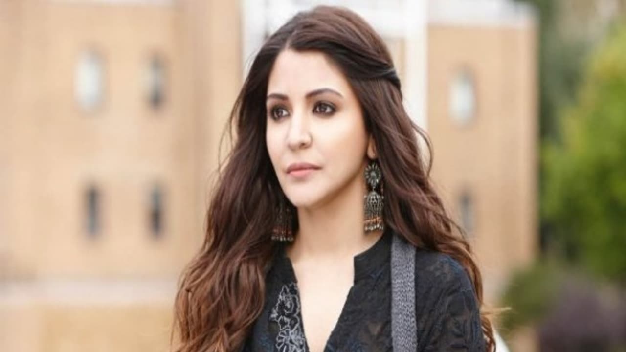 அனுஷ்கா ஷர்மா படத்திற்கு பாகிஸ்தானில் தடை...? அனுஷ்கா ஷர்மா படத்திற்கு பாகிஸ்தானில் தடை...?