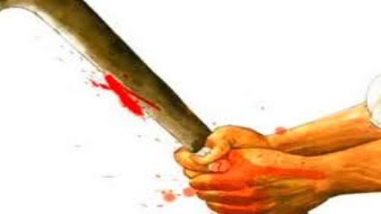 காதல் திருமணம் செய்த மகளை எரித்துக் கொன்ற பெற்றோர்…தமிழகத்தில் தொடரும் ஆணவக் கொலைகள்… காதல் திருமணம் செய்த மகளை எரித்துக் கொன்ற பெற்றோர்…தமிழகத்தில் தொடரும் ஆணவக் கொலைகள்…