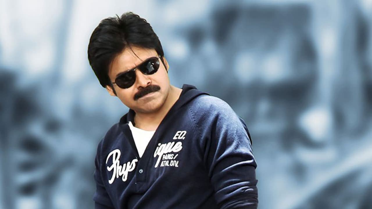 అల్లు అర్జున్ పై మళ్లీ పవన్ ఫ్యాన్స్ వార్ అల్లు అర్జున్ పై మళ్లీ పవన్ ఫ్యాన్స్ వార్