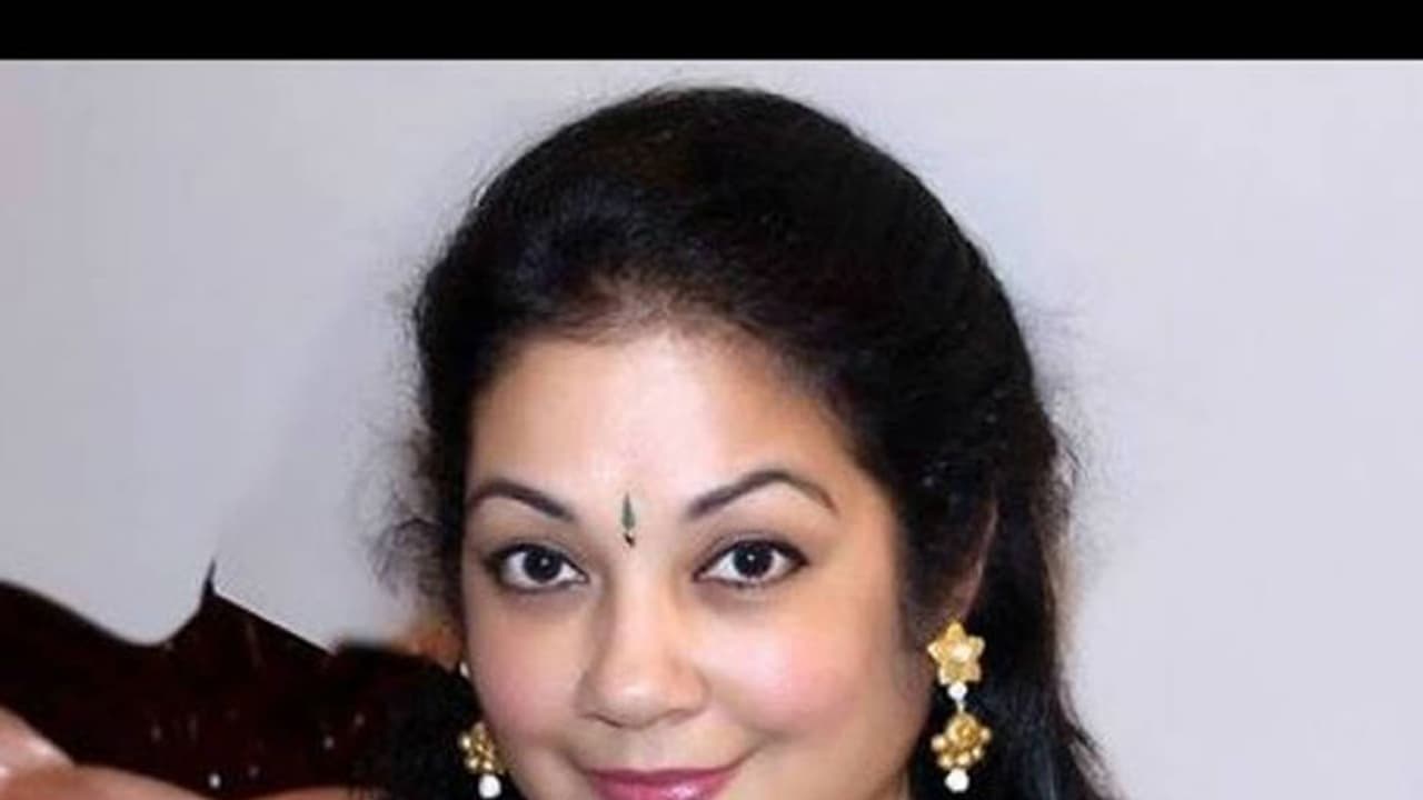 സാമ്പത്തികമായി സ്വതന്ത്രയാകുന്നത് സ്ത്രീയെ സംബന്ധിച്ച് വളരെ പ്രാധാന്യമുള്ളത്; ശാന്തി കൃഷ്ണ സാമ്പത്തികമായി സ്വതന്ത്രയാകുന്നത് സ്ത്രീയെ സംബന്ധിച്ച് വളരെ പ്രാധാന്യമുള്ളത്; ശാന്തി കൃഷ്ണ