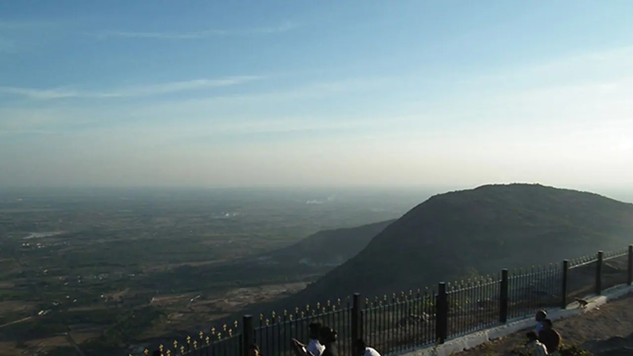 ನಂದಿಬೆಟ್ಟ ಗಿರಿಧಾಮಕ್ಕೆ ರೋಪ್ ವೇ ನಿರ್ಮಾಣ ಮಾಡಲು ತೀರ್ಮಾನ ನಂದಿಬೆಟ್ಟ ಗಿರಿಧಾಮಕ್ಕೆ ರೋಪ್ ವೇ ನಿರ್ಮಾಣ ಮಾಡಲು ತೀರ್ಮಾನ