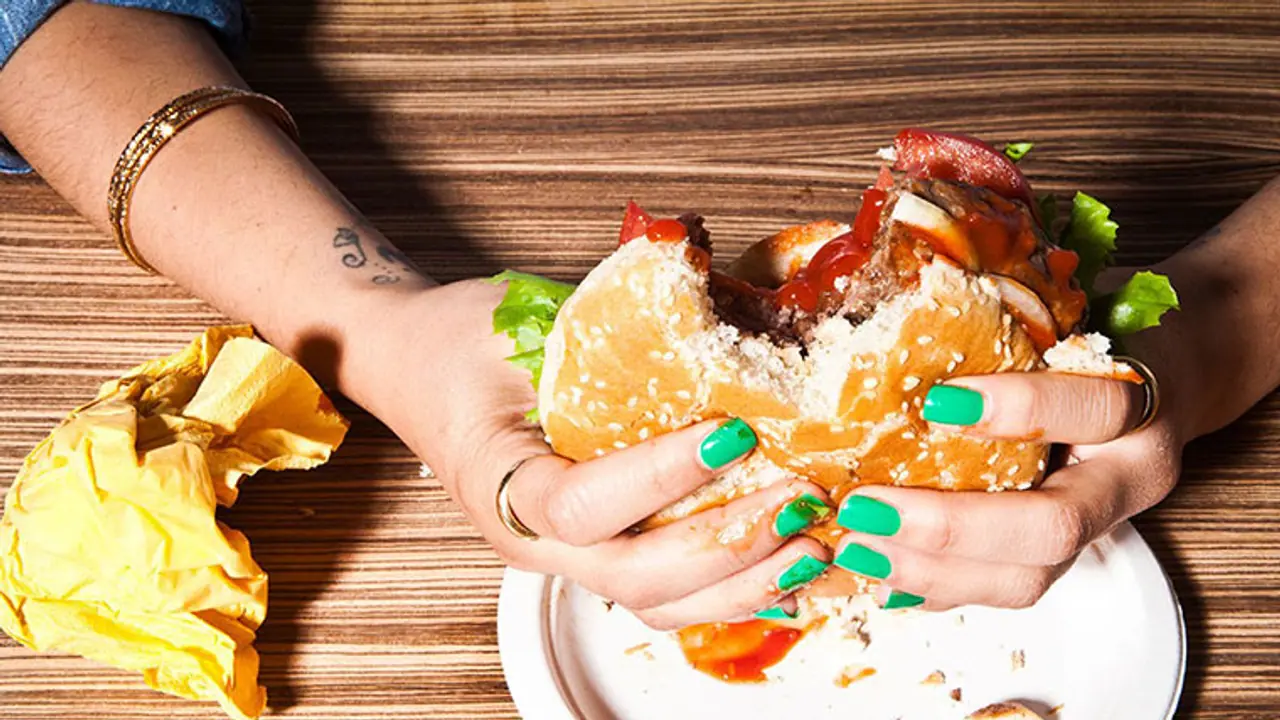 ಇದನ್ನು ಓದಿದ್ರೆ ಇನ್ನು ನೀವು ಜಂಕ್ ಫುಡ್ ಮುಟ್ಟೋಲ್ಲ!