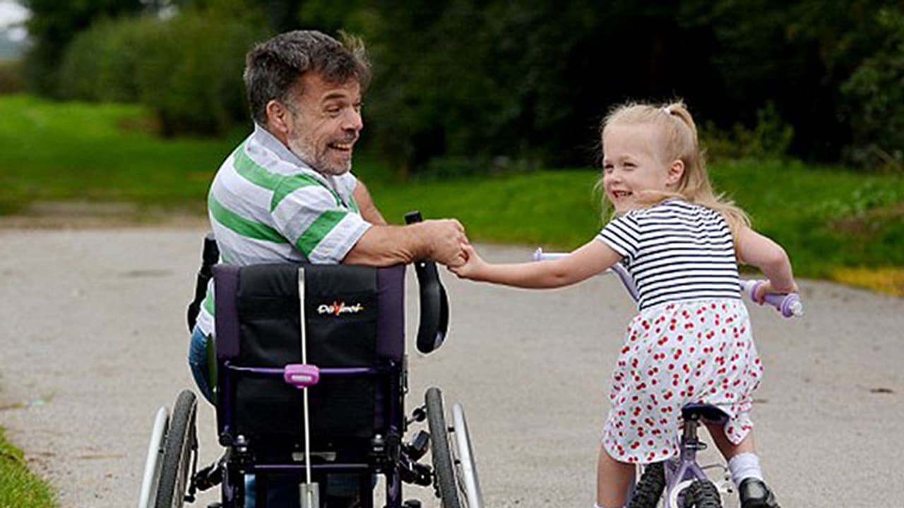 അഞ്ചുവയസുകാരി മകളെ കണ്ടു പഠിക്കുന്ന അച്ഛന്! അഞ്ചുവയസുകാരി മകളെ കണ്ടു പഠിക്കുന്ന അച്ഛന്!