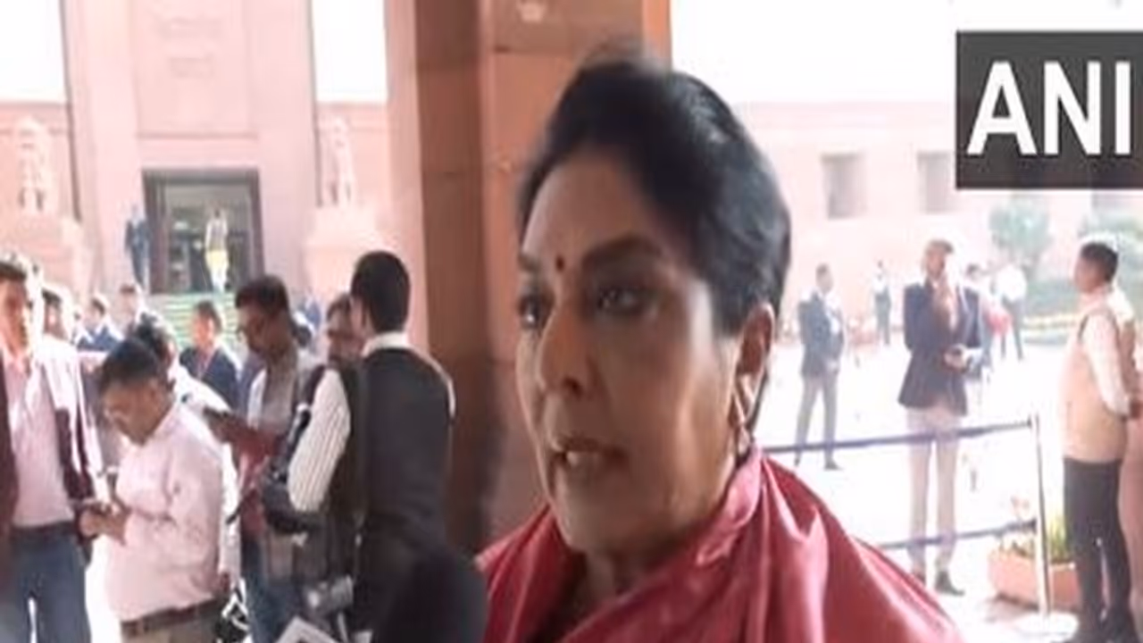 'Chained for 40 hours': Congress' Renuka Chowdhury slams US over 'inhumane' deportation of Indians