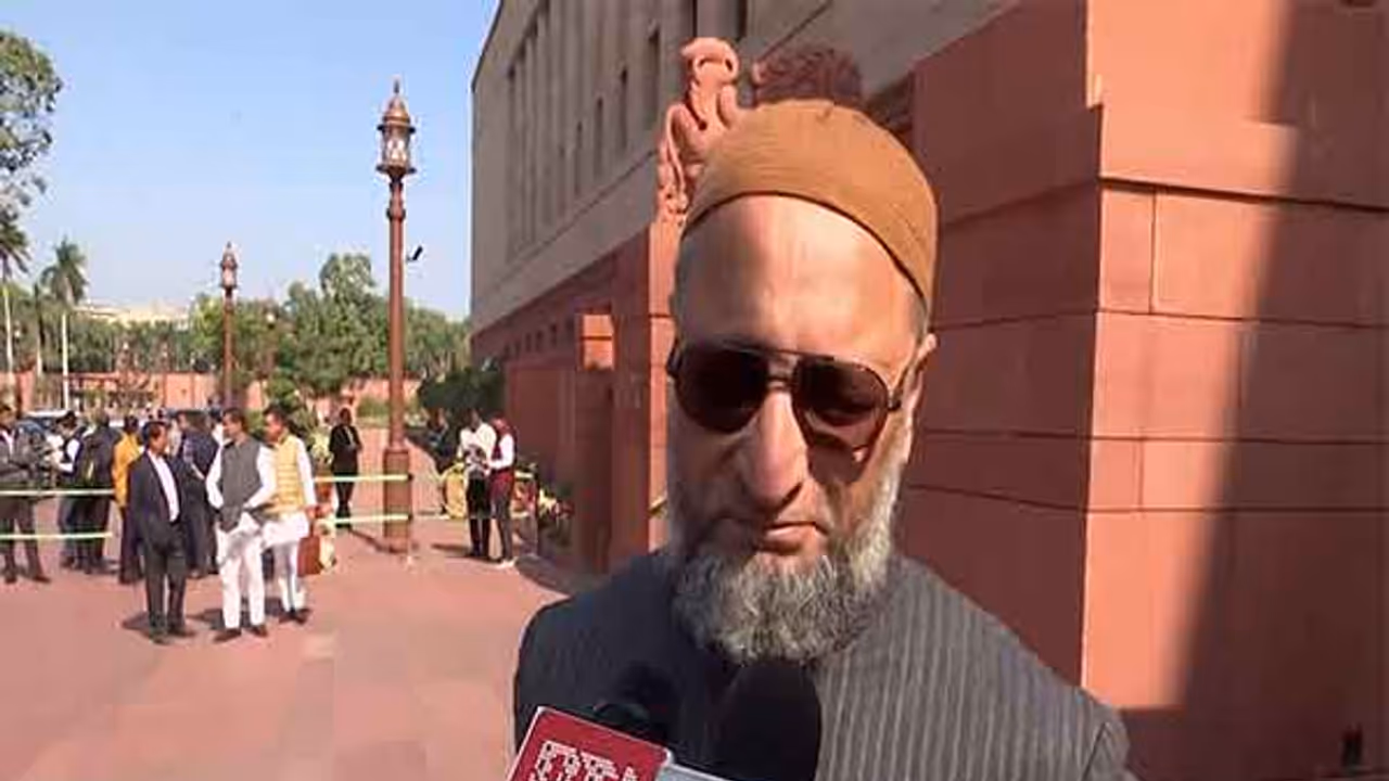 'Still over 6 lakh undocumented Indian immigrants in US', says Owaisi as deportation sparks political outcry