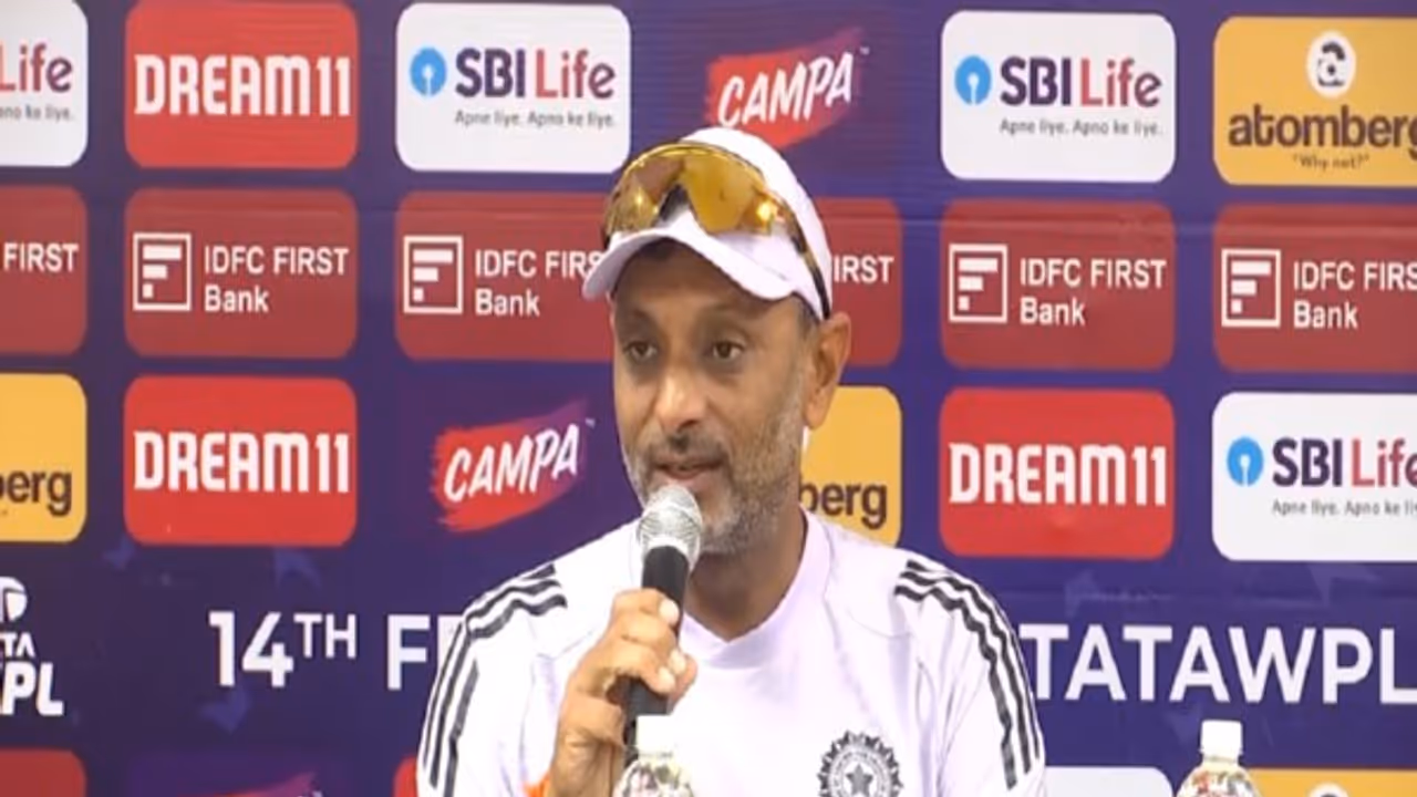 India batting Sitanshu Kotak. (Picture: ANI)