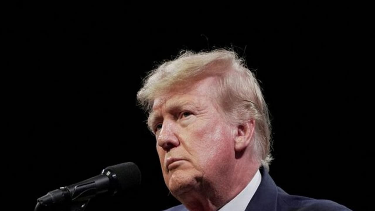 അമേരിക്കൻ സൈന്യത്തിൽ ട്രാൻസ്ജെൻഡർ സൈനികർ വേണ്ട, ഒഴിവാക്കാനുള്ള നീക്കം ശക്തമാക്കി ട്രംപ് ഭരണകൂടം അമേരിക്കൻ സൈന്യത്തിൽ ട്രാൻസ്ജെൻഡർ സൈനികർ വേണ്ട, ഒഴിവാക്കാനുള്ള നീക്കം ശക്തമാക്കി ട്രംപ് ഭരണകൂടം