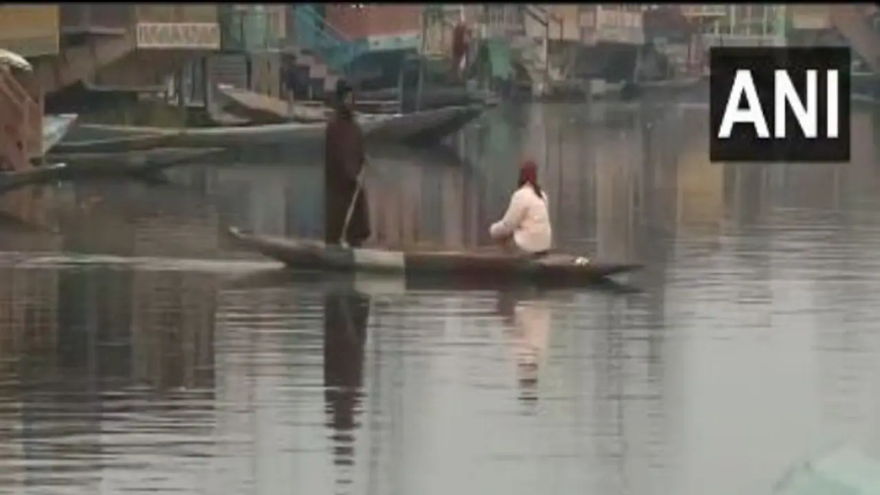 Winter grips Jammu and Kashmir: Freezing temperatures, snowfall hit Srinagar; Winter festivities draw tourists