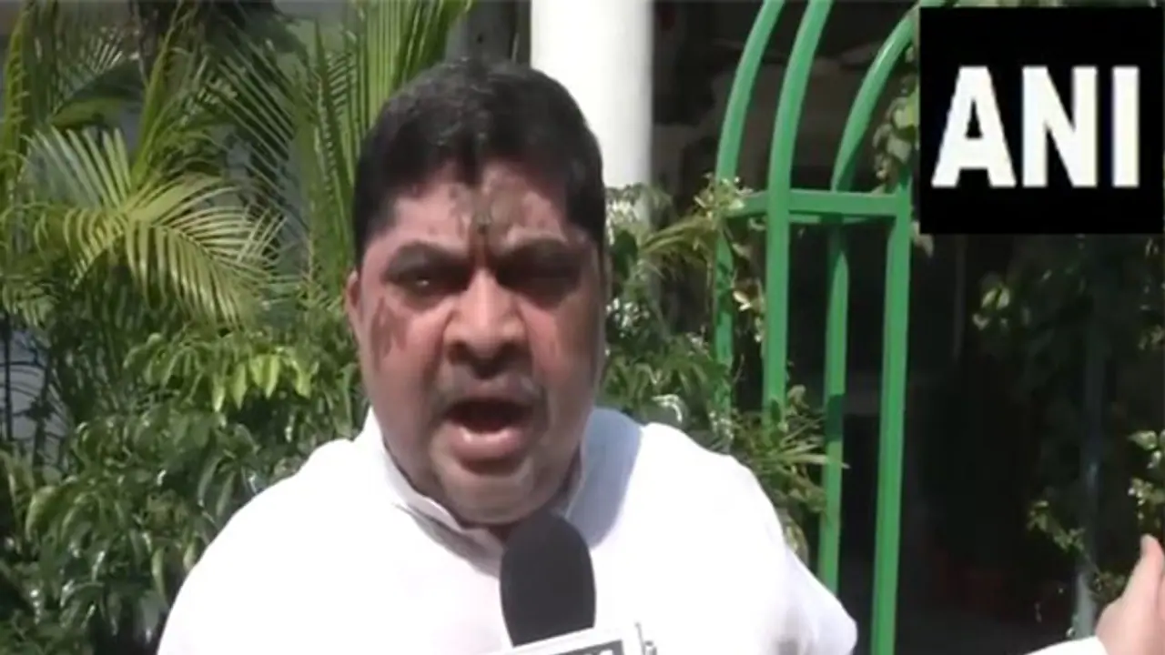 ರಂಜಾನ್‌ ಟೈಮ್‌ನಲ್ಲಿ ಮುಸ್ಲಿಮರಿಗೆ ಕೆಲಸದ ವಿನಾಯಿತಿ, ತೆಲಂಗಾಣ ಸರ್ಕಾರ ನಿರ್ಧಾರ ಸಮರ್ಥಿಸಿಕೊಂಡ ಕಾಂಗ್ರೆಸ್‌ ಸಚಿವ!