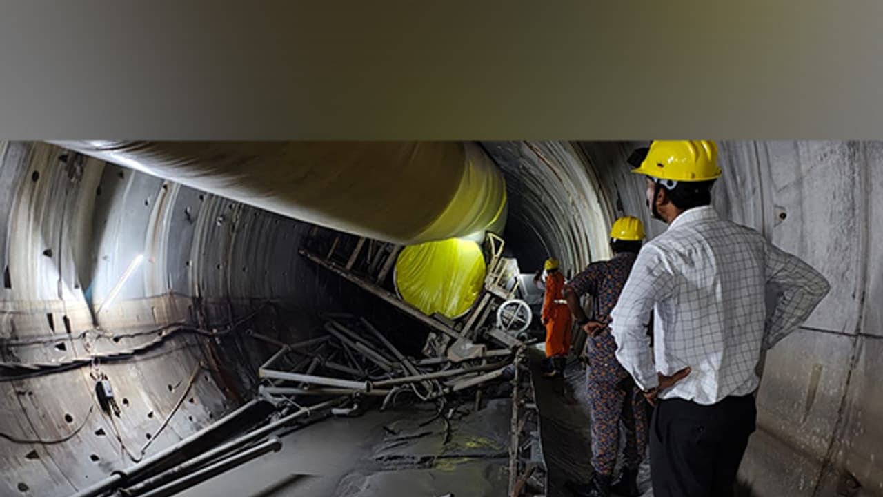 Telangana: Srisailam rescue efforts hampered as authorities struggle to enter tunnel