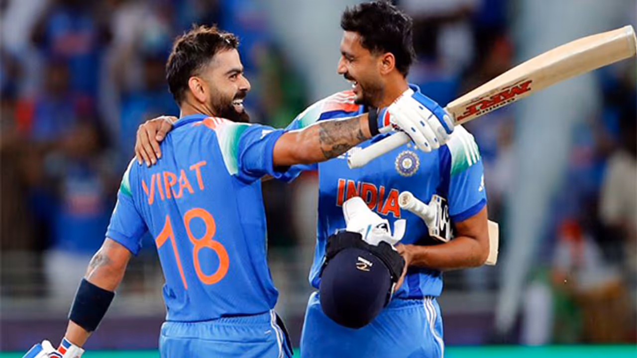 Virat Kohli celebrating century (Photo: ANI) Virat Kohli celebrating century (Photo: ANI)