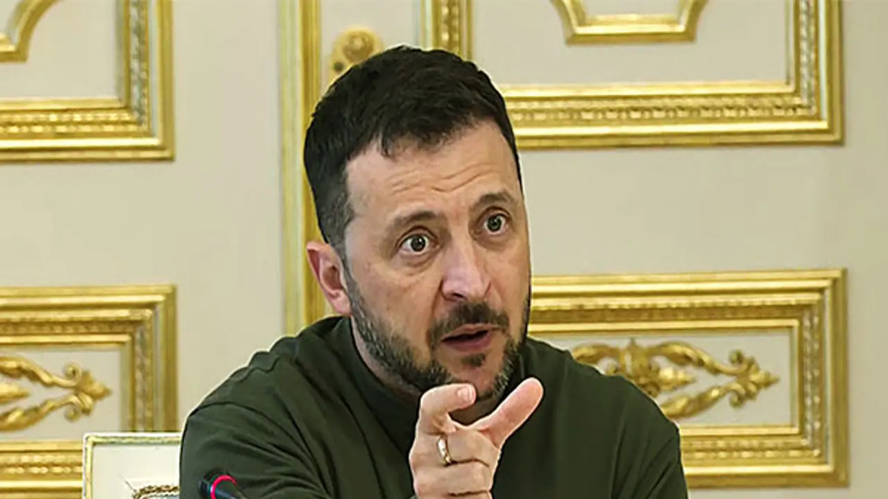 நேட்டோவில் உக்ரைன் சேராவிட்டால், உக்ரைனுக்குள் நேட்டோவை உருவாக்குவோம்: ஜெலென்ஸ்கி!!