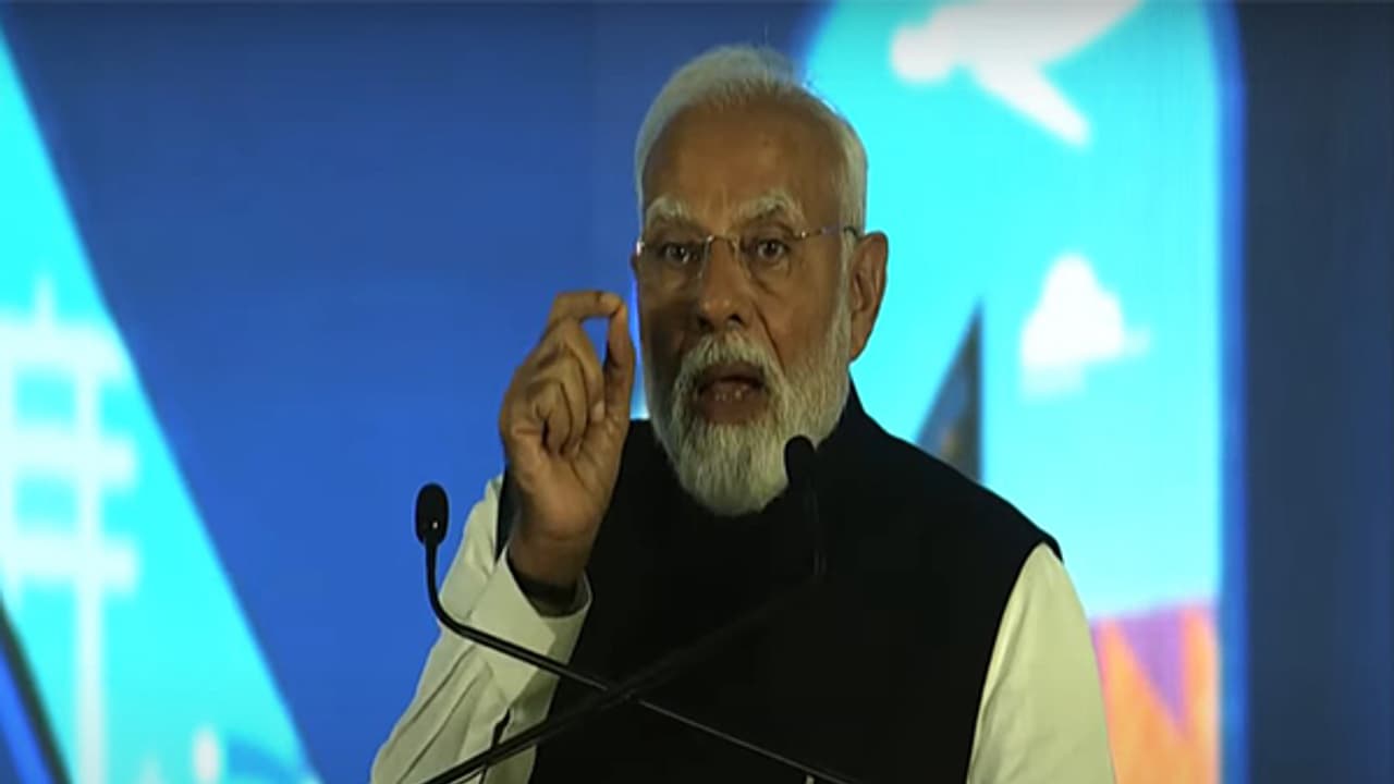 இந்தியா வளரும் பொருளாதார நாடாக இருக்கிறது; பிரதமர் மோடி பெருமிதம்!!