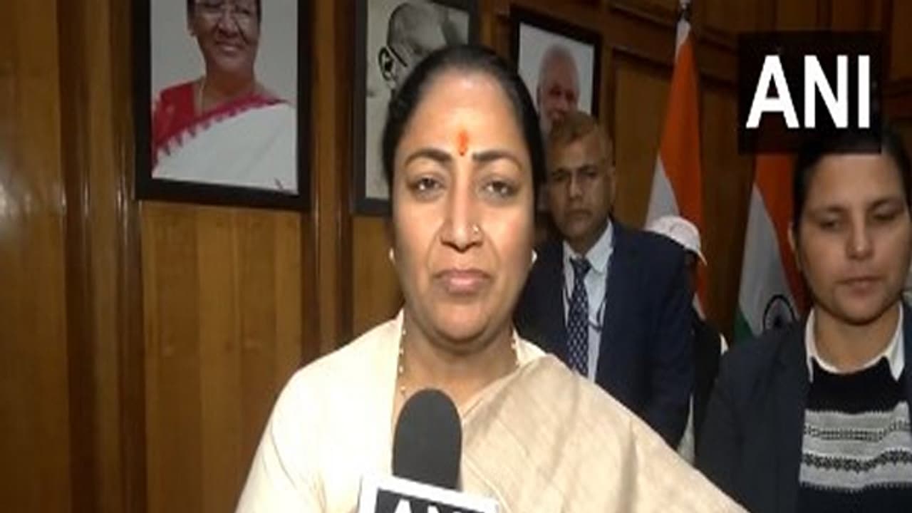 Delhi CM Rekha Gupta accuses AAP of using Ambedkar Bhagat Singh pic row to hide corruption (WATCH) Delhi CM Rekha Gupta accuses AAP of using Ambedkar Bhagat Singh pic row to hide corruption (WATCH)