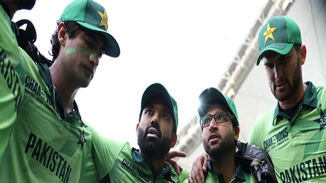 ಚಾಂಪಿಯನ್ಸ್ ಟ್ರೋಫಿಯಲ್ಲಿ ಒಂದೇ ಒಂದು ಪಂದ್ಯ ಗೆಲ್ಲದ ಪಾಕ್‌ಗೆ ಸಿಕ್ತು ಐಸಿಸಿಯಿಂದ ಕೋಟಿ ಕೋಟಿ ನಗದು ಬಹುಮಾನ!