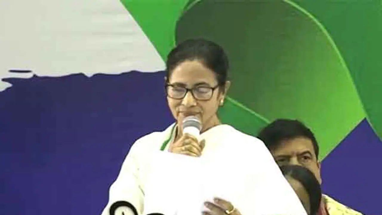 ಸಿಎಂ ಮಮತಾ ಬ್ಯಾನರ್ಜಿ ಆರೋಪಕ್ಕೆ ಚುನಾವಣಾ ಆಯೋಗದಿಂದ ಸ್ಪಷ್ಟನೆ!