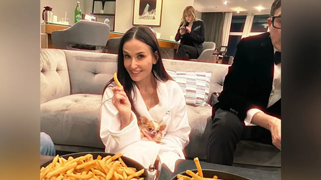 Demi Moore misses out on Oscar but celebrates with daughters, late night fries steal the show Demi Moore misses out on Oscar but celebrates with daughters, late night fries steal the show