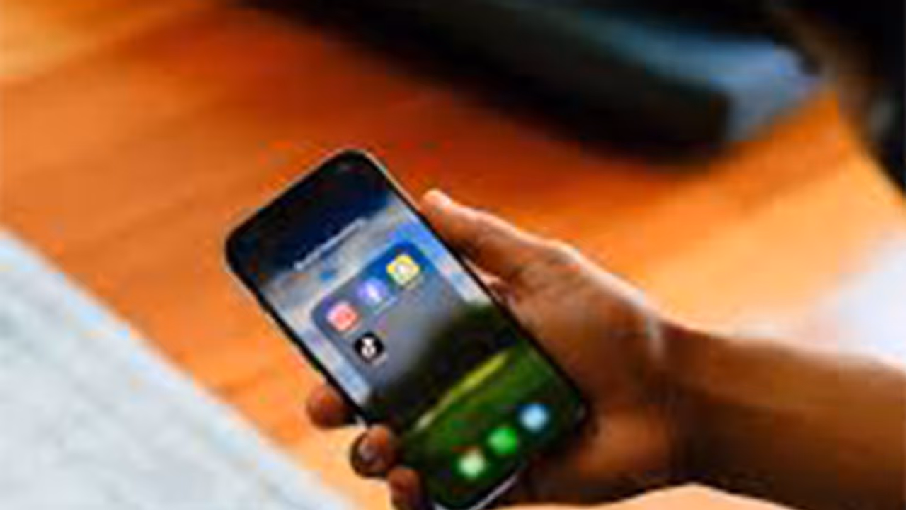 China: Officials aim to restrict social media and screen time, youth left in divide (Photo: Reuters) China: Officials aim to restrict social media and screen time, youth left in divide (Photo: Reuters)