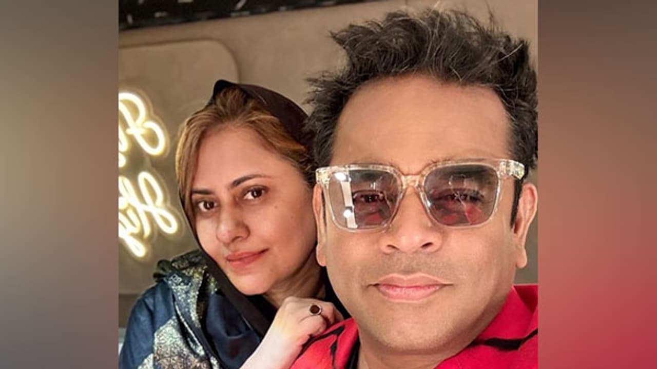 തന്നെ എആര് റഹ്മാന്റെ 'മുന് ഭാര്യ' എന്ന് വിശേഷിപ്പിക്കരുത്, അപേക്ഷയുമായി സൈറ ബാനു തന്നെ എആര് റഹ്മാന്റെ 'മുന് ഭാര്യ' എന്ന് വിശേഷിപ്പിക്കരുത്, അപേക്ഷയുമായി സൈറ ബാനു