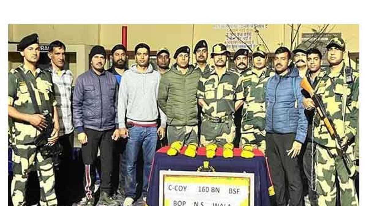 Punjab: BSF recovers huge quantity of heroin near Indo Pak border in Fazilka 