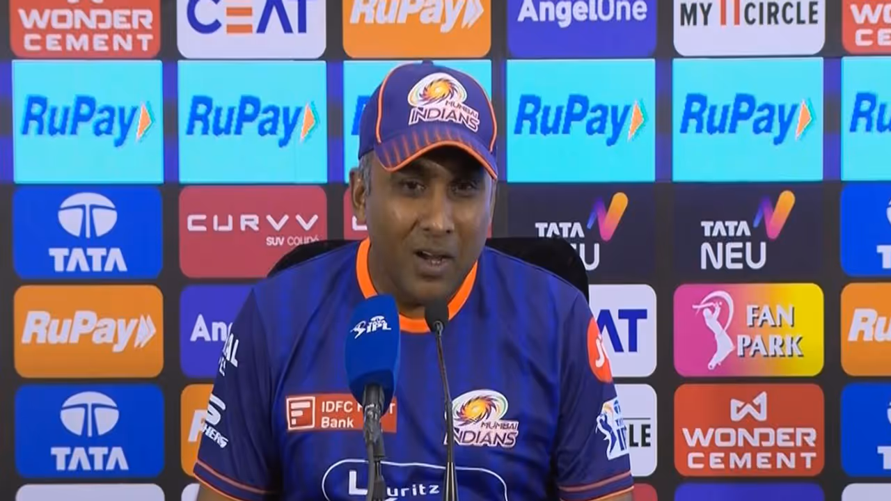 'ഒറ്റകാലില് ബാറ്റ് ചെയ്യേണ്ടിവന്നാലും അവൻ കളിക്കും'; മുംബൈക്ക് ആശ്വാസ വാർത്തയുമായി കോച്ച് മഹേല ജയവര്ധനെ 'ഒറ്റകാലില് ബാറ്റ് ചെയ്യേണ്ടിവന്നാലും അവൻ കളിക്കും'; മുംബൈക്ക് ആശ്വാസ വാർത്തയുമായി കോച്ച് മഹേല ജയവര്ധനെ