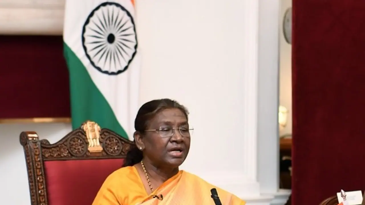 வக்ஃப் திருத்த மசோதாவுக்கு ஒப்புதல் கொடுத்த குடியரசுத் தலைவர் அமலுக்கு வந்தது சட்டம்!! வக்ஃப் திருத்த மசோதாவுக்கு ஒப்புதல் கொடுத்த குடியரசுத் தலைவர் அமலுக்கு வந்தது சட்டம்!!