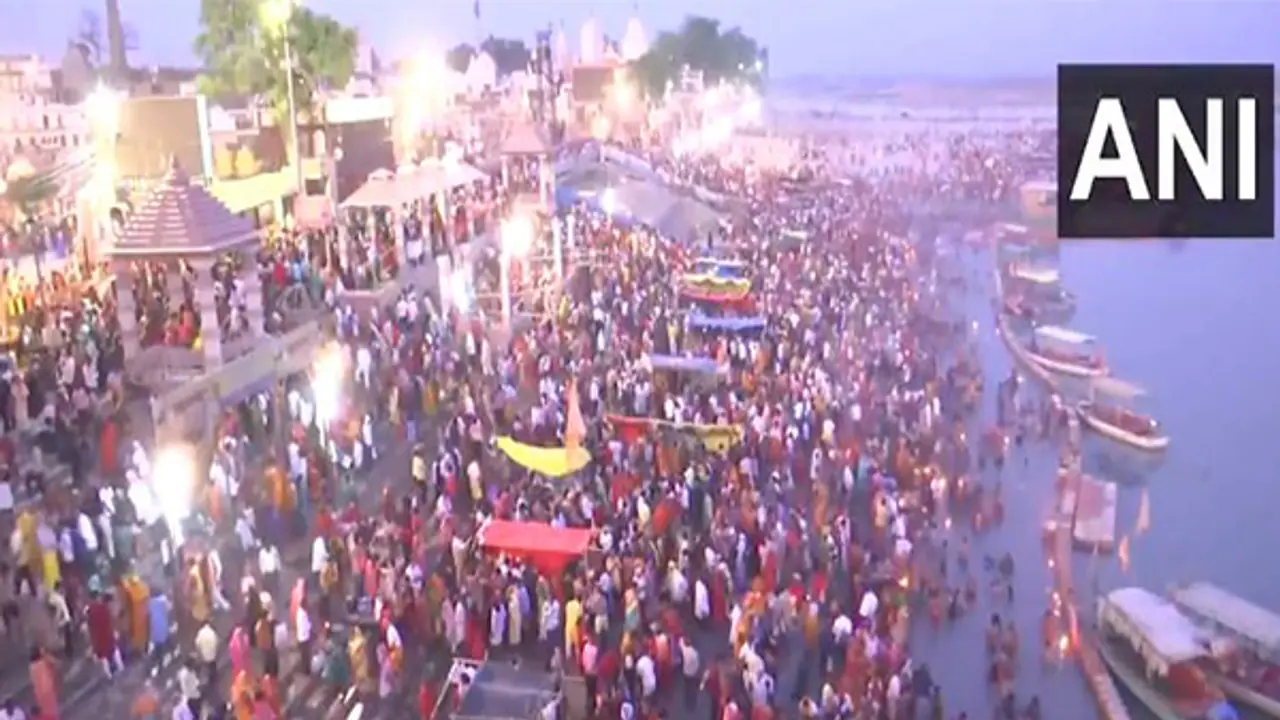 Ram Navami 2025: Devotees flock to Ayodhya, take holy dip near Ram temple Ram Navami 2025: Devotees flock to Ayodhya, take holy dip near Ram temple