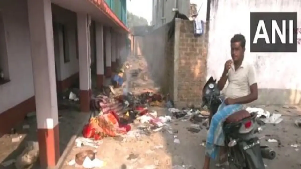 3 killed, 150 arrested in Bengal protests against Waqf Act; BJP says CM Mamata trying to 'create Bangladesh' 3 killed, 150 arrested in Bengal protests against Waqf Act; BJP says CM Mamata trying to 'create Bangladesh'