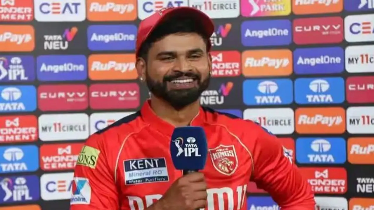 IPL: శ్రేయ‌స్ అయ్య‌ర్‌కు రూ. 12 ల‌క్షల ఫైన్‌.. ఎందుకో తెలుసా.? 
