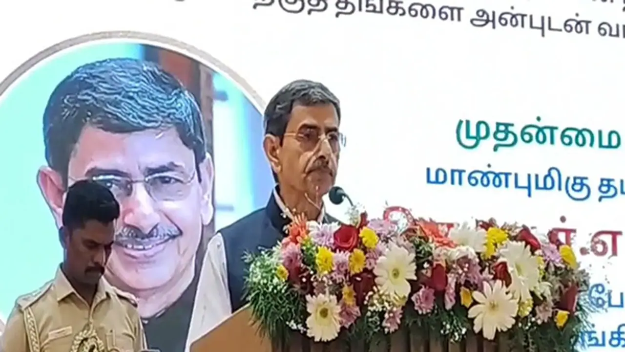 மாணவர்களை 'ஜெய் ஸ்ரீ ராம்' என கோஷம் போட வைத்த ஆளுநர் ரவி! வலுக்கும் கண்டனம்! 