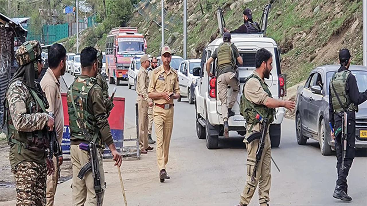 Security forces in Pahalgam (Photo/ANI)