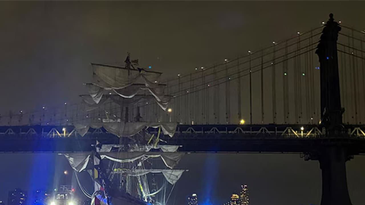 ನ್ಯೂಯಾರ್ಕ್‌ನ ಪ್ರಸಿದ್ಧ ಬ್ರೂಕ್ಲಿನ್ ಸೇತುವೆಗೆ ಹಡಗು ಡಿಕ್ಕಿ