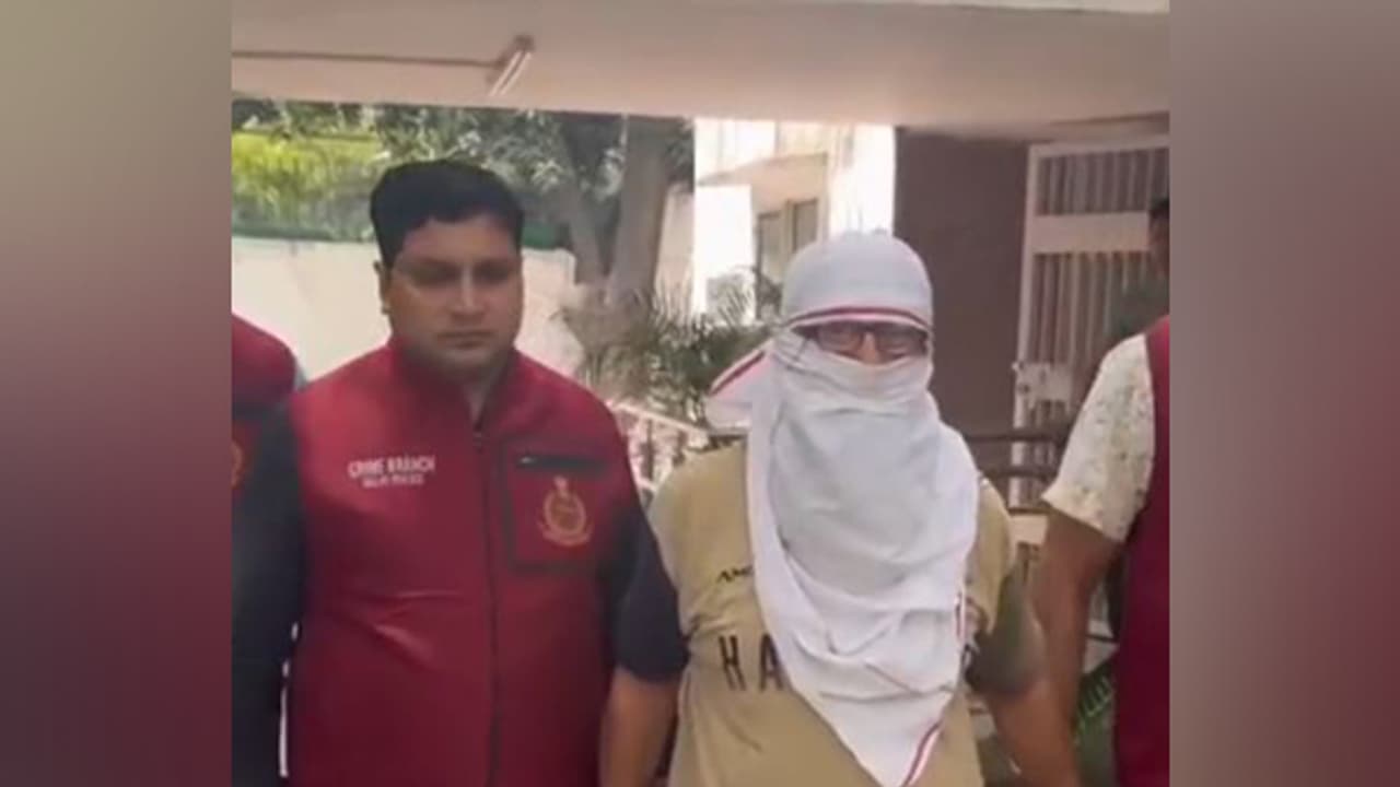 Ayurvedic doctor convicted in multiple murders nabbed by Delhi Crime Branch (Photo/ANI) Ayurvedic doctor convicted in multiple murders nabbed by Delhi Crime Branch (Photo/ANI)
