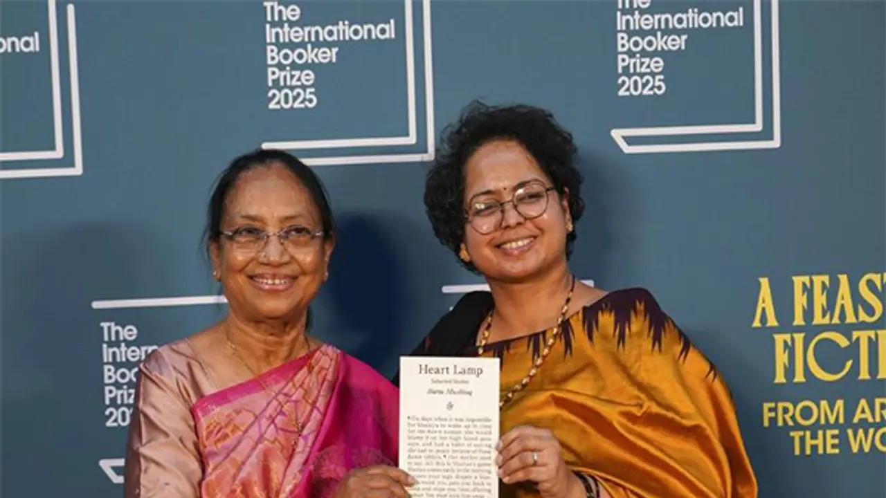 Banu Mushtaq and Deepa Bhasthi (Image Source: X/@RahulGandhi)