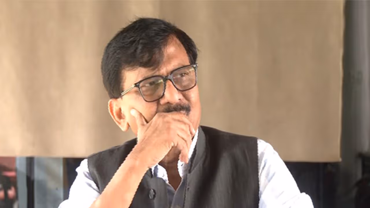 Shiv Sena (UBT) leader and Rajya Sabha MP Sanjay Raut (Photo/ANI)