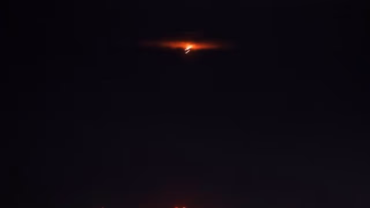 Explosion lights up the sky over the city during a Russian drone, amid Russia's attack on Ukraine, in Kyiv, Ukraine (Image/Reuters)