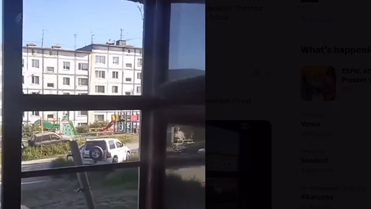 Visuals by Russian news outlet RT from social media footage from Kamchatka in Russia's Far East (Photo source X/@RT_com) Visuals by Russian news outlet RT from social media footage from Kamchatka in Russia's Far East (Photo source X/@RT_com)