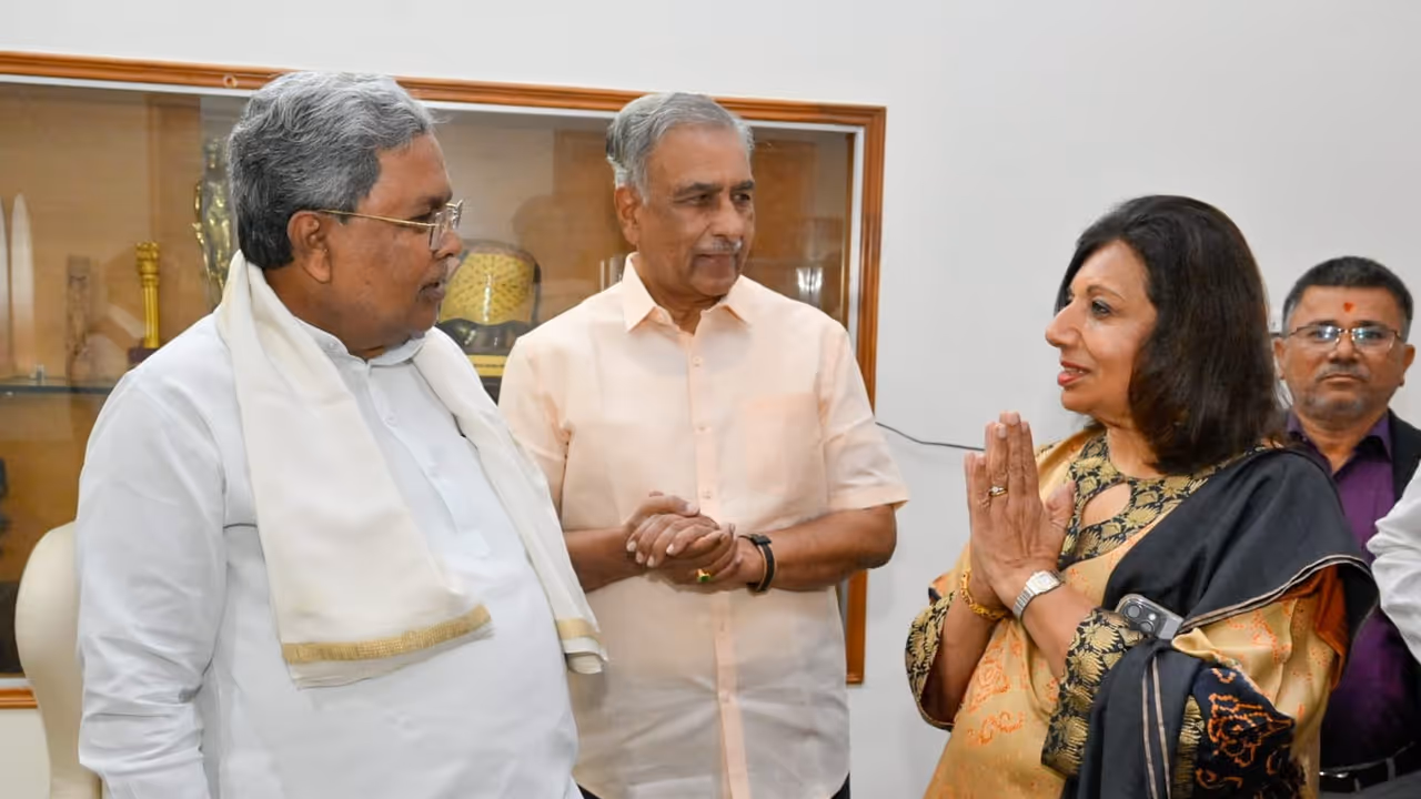 Biocon chief Kiran Mazumdar Shaw meets Karnataka CM Siddaramaiah (Photo/X/@CMofKarnataka)