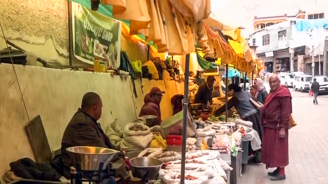 A market in Leh (File Photo/ANI)