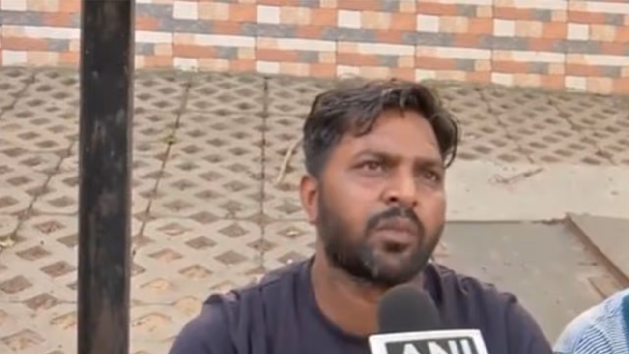 Father of the deceased, Sunil Kumaar (Photo/ANI) Father of the deceased, Sunil Kumaar (Photo/ANI)
