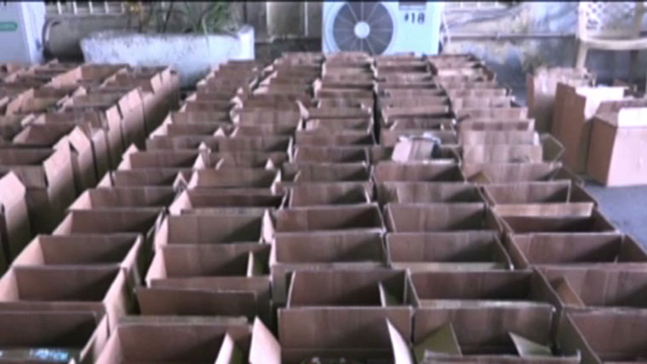 കുവൈറ്റില് വന് വിദേശമദ്യ വേട്ട; 8432 കുപ്പി മദ്യം പിടിച്ചു കുവൈറ്റില് വന് വിദേശമദ്യ വേട്ട; 8432 കുപ്പി മദ്യം പിടിച്ചു