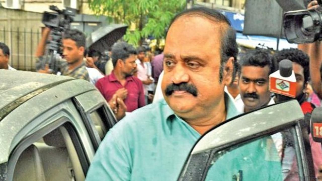 எடப்பாடியை நம்பாத அதிமுக தொண்டர்கள்...! தமிழகத்தில் விரைவில் மாற்றம் வரும் என்கிறார் புகழேந்தி! எடப்பாடியை நம்பாத அதிமுக தொண்டர்கள்...! தமிழகத்தில் விரைவில் மாற்றம் வரும் என்கிறார் புகழேந்தி!