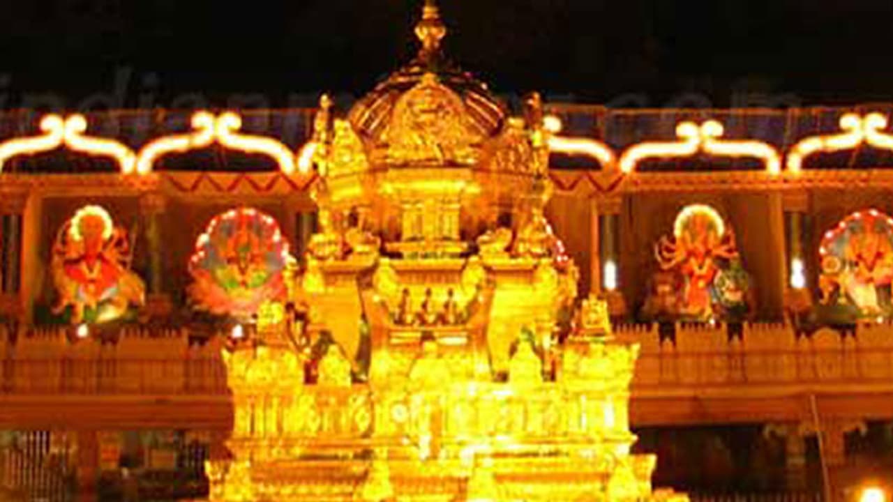 బెజవాడ కనకదుర్గమ్మ ఆలయ సమాచారం బెజవాడ కనకదుర్గమ్మ ఆలయ సమాచారం